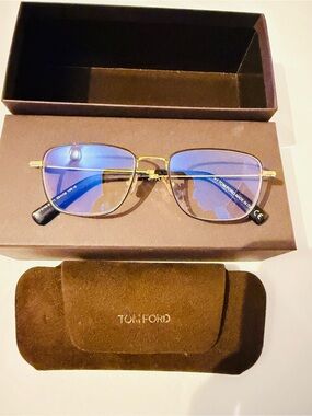 Tom Ford Gold Frame with Blue Lenses Sunglasses